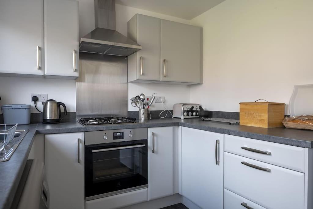 Cosy 3 Bed Near Beaches, Cardiff & Brecon Beacons Coity Exterior foto