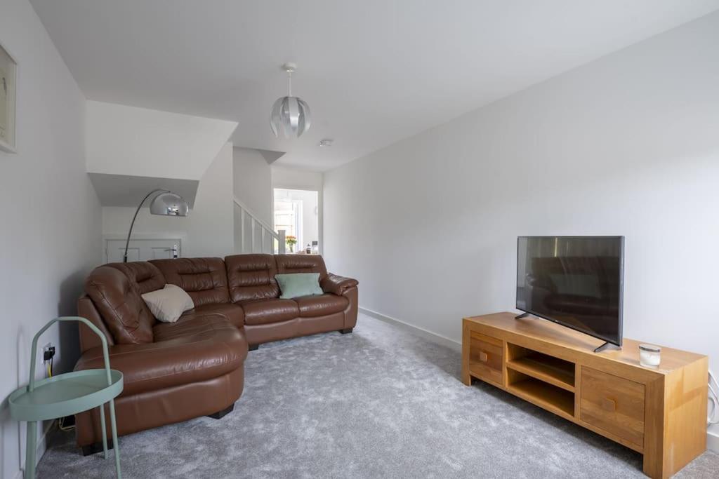 Cosy 3 Bed Near Beaches, Cardiff & Brecon Beacons Coity Exterior foto