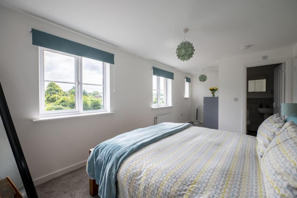Cosy 3 Bed Near Beaches, Cardiff & Brecon Beacons Coity Exterior foto